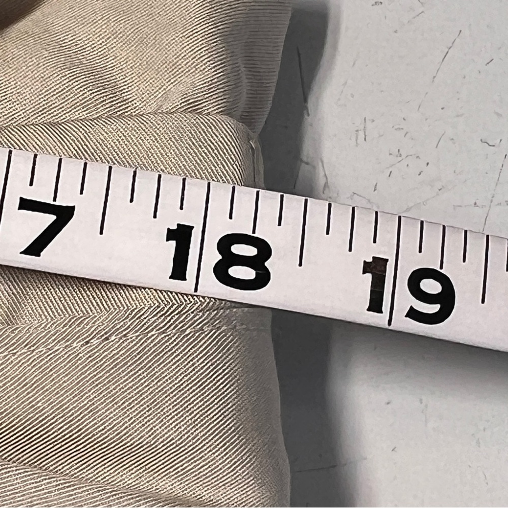 Banana Republic Khaki Tan Paperbag Tie Waist Pleated Shorts Size 16 - Picture 10 of 14